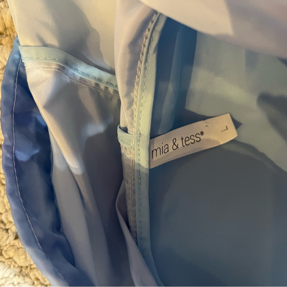 Wind breaker - Picture 2 of 2